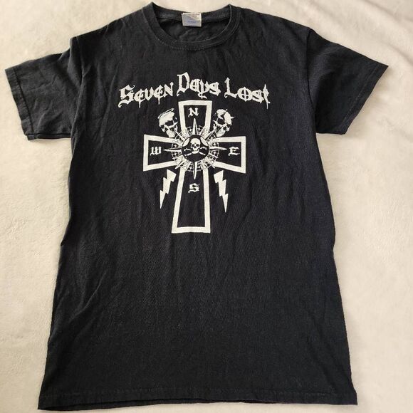 Gildan Seven Days Lost Black Tshirt With Graphics Size Small - Picture 1 of 6